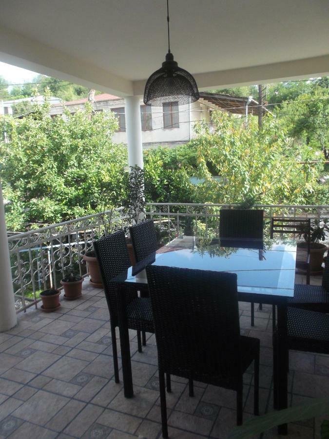 Stone House Otel Tskaltubo Dış mekan fotoğraf